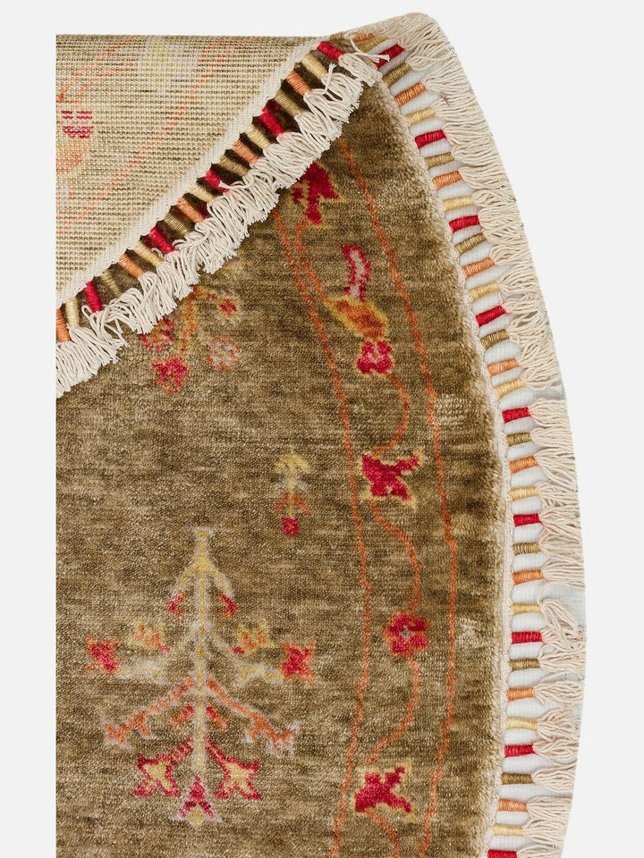 Oushak Carnaval %100 Naturel Kolay Temizlenir El Emeğiyle Üretilen TENCEL™ Modern Uşak Halısı 08 GREEN AUTUMN Q - Carpetdocia