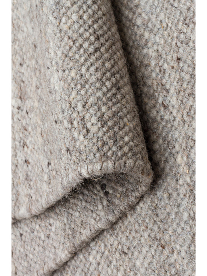 Jakarta Series Wool Polyester and Cotton Blend Handwoven Rug SILVER